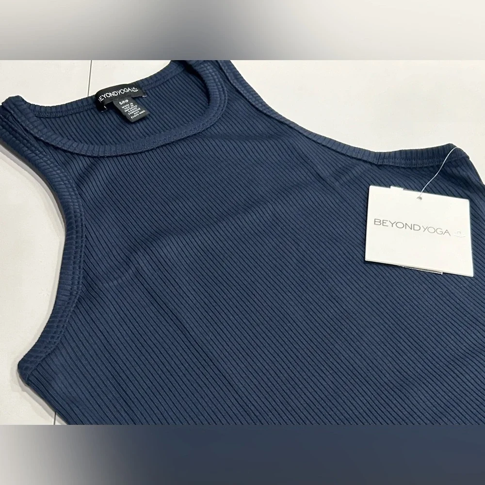 Beyond Yoga Women's XL Formation Tank Navy Blue NWT High Neckline